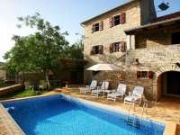 Stone house luxury Villa MARIA with swimming pool, sea 15km, ŽNJIDARIĆI Istria Croatia